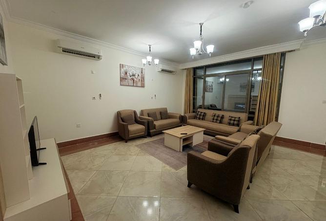 968865 - Property Image 2