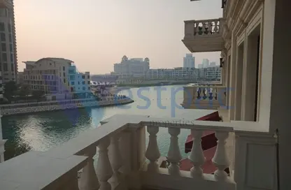 Apartment - 1 Bedroom - 2 Bathrooms for rent in Waterfront Townhouses - Qanat Quartier - The Pearl Island - Doha