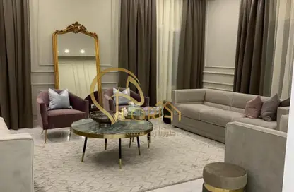 Villa - 5 Bedrooms - 5 Bathrooms for rent in Al Dafna - Al Dafna - Doha