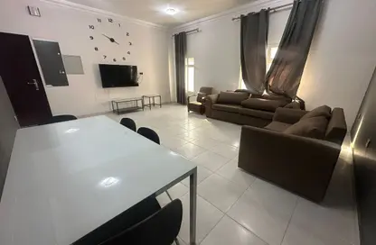 Apartment - 2 Bedrooms - 2 Bathrooms for rent in Al Kheesa - Al Kheesa - Umm Salal Mohammed