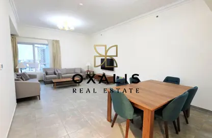 Apartment - 2 Bedrooms - 3 Bathrooms for rent in Marina Tower 07 - Marina District - Lusail