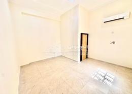 صورةغرفة فارغة لـ: شقة - 2 غرف نوم - 1 حمام للكراء في شارع الحمرا - الثمامة - الدوحة, صورة 1