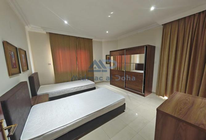 938071 - Property Image 3