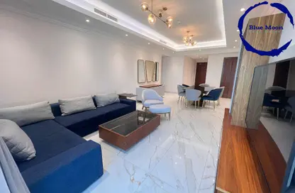 Apartment - 2 Bedrooms - 3 Bathrooms for rent in Floresta Gardens - Floresta Gardens - The Pearl Island - Doha
