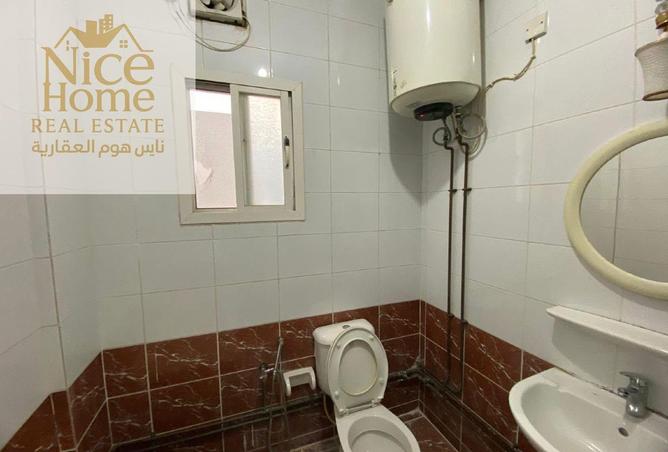 907623 - Property Image 3
