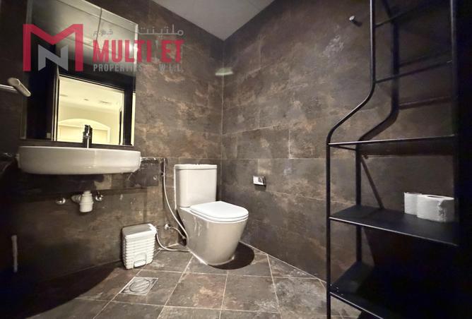 989653 - Property Image 2