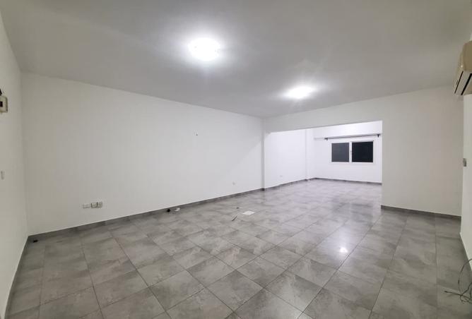 964080 - Property Image 3