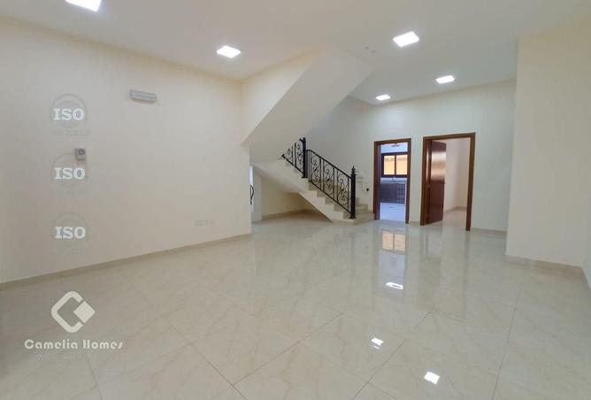 944198 - Property Image 2