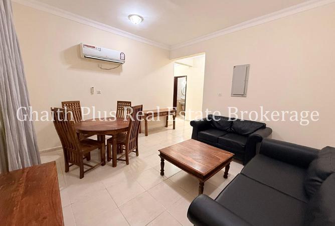 987943 - Property Main Image
