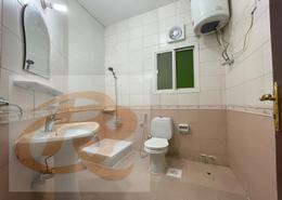 شقة - 2 غرف نوم - 2 حمامات للكراء في مبنى 36 - فريج بن محمود الشمالي - فريج بن محمود - الدوحة
