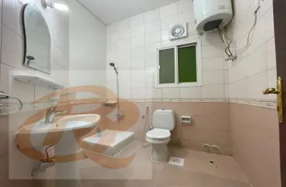 شقة - 2 غرف نوم - 2 حمامات للايجار في مبنى 36 - فريج بن محمود الشمالي - فريج بن محمود - الدوحة