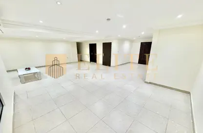Apartment - 1 Bedroom - 2 Bathrooms for rent in Al Nasr Street - Al Nasr - Doha Apartment - 1 Bedroom - 2 Bathrooms for rent in Al Nasr Street - Al Nasr - Doha