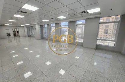 مساحات مكتبية - استوديو - 2 حمامات للايجار في منتزه 13 - المنتزه - الدوحة