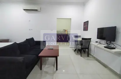 Apartment - Studio - 1 Bathroom for rent in Salwa Road - Al Aziziyah - Doha