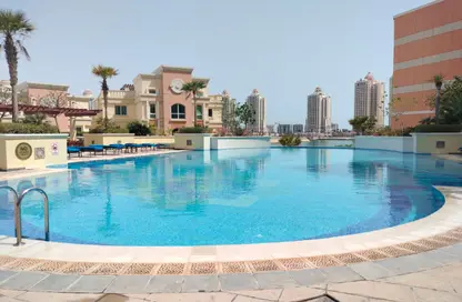 Apartment - Studio - 1 Bathroom for rent in Pearl Tower - Diplomatic Street - West Bay - Doha