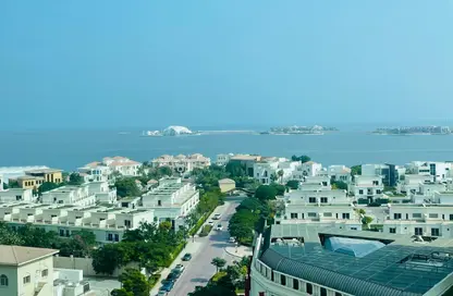 Apartment - 1 Bedroom - 2 Bathrooms for rent in Viva West - Viva Bahriyah - The Pearl Island - Doha