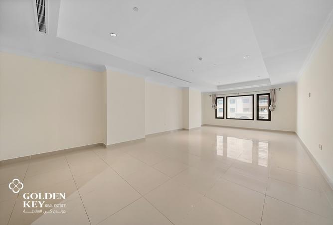 983023 - Property Image 2