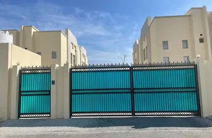 مجمع سكني - 5 غرف نوم - 5 حمامات للايجار في وسط المدينة - الخور
