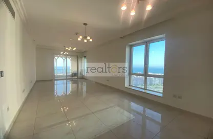 Empty Room image for: Apartment - 3 Bedrooms - 4 Bathrooms for rent in Viva Central - Viva Bahriyah - The Pearl Island - Doha, Image 1