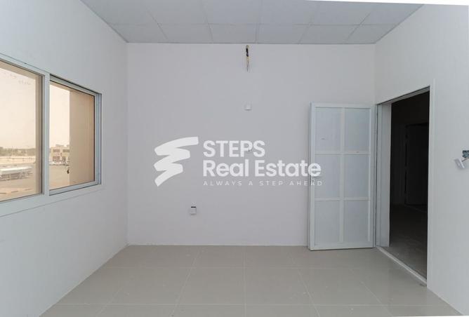 942647 - Property Image 3