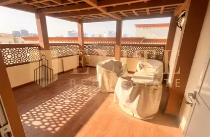 Penthouse - 2 Bedrooms - 3 Bathrooms for rent in Al Sadd Road - Al Sadd - Doha