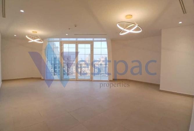 957887 - Property Image 2