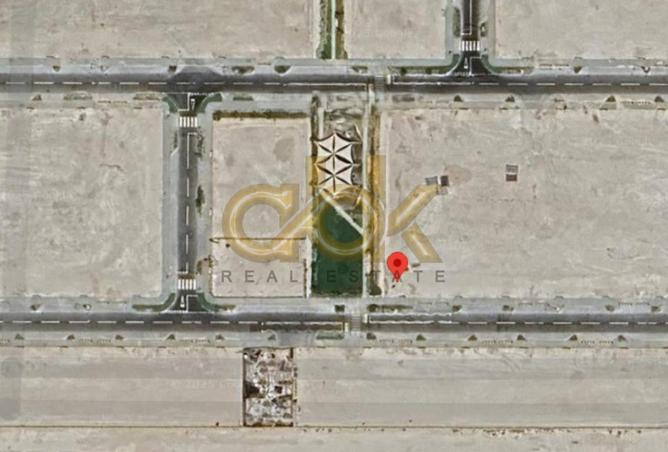 963251 - Property Image 3