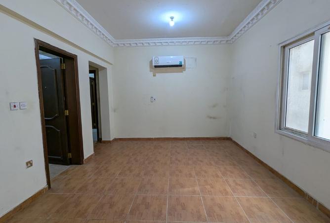 954711 - Property Image 3