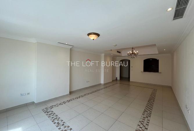 886901 - Property Image 2