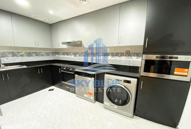 832732 - Property Image 3