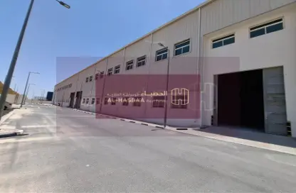 مخزن - استوديو - 8 حمامات للايجار في شارع الصناعية الشرقي - بركة العوامر - الوكرة