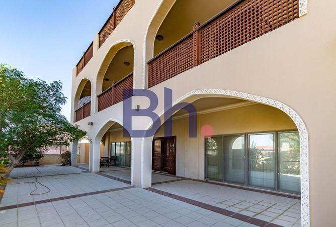 962533 - Property Main Image