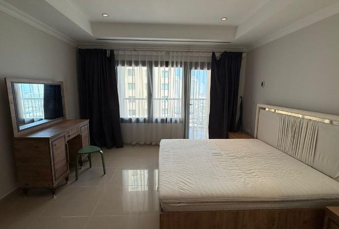 933405 - Property Image 2