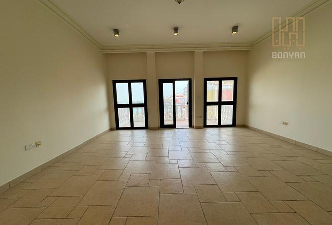 937440 - Property Image 3
