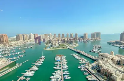 (بنتهاوس  (روف - 4 غرف نوم - 5 حمامات للبيع في طريق بورتو الشرقي - بورتو أرابيا - جزيرة اللؤلؤة - الدوحة