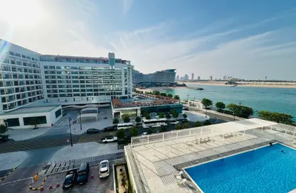 Apartment - 1 Bedroom - 2 Bathrooms for rent in Marina Tower 23 - Marina District - Lusail
