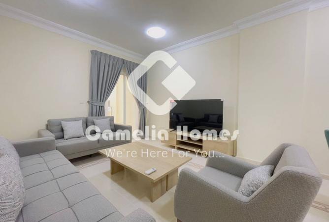 932550 - Property Image 2