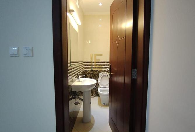 962799 - Property Image 3