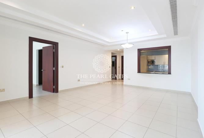 882905 - Property Image 2