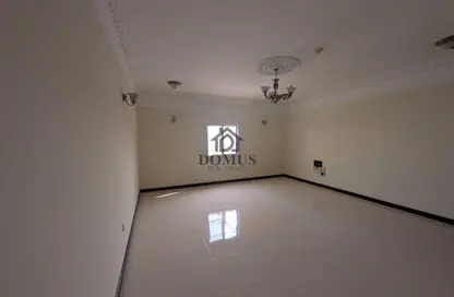 Apartment - 2 Bedrooms - 2 Bathrooms for rent in Anas Street - Fereej Bin Mahmoud North - Fereej Bin Mahmoud - Doha