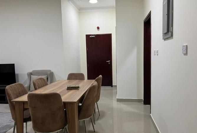 965708 - Property Image 2