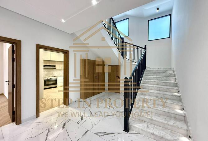 984237 - Property Image 2