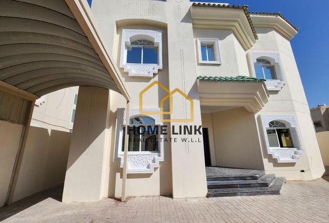 946579 - Property Image 2