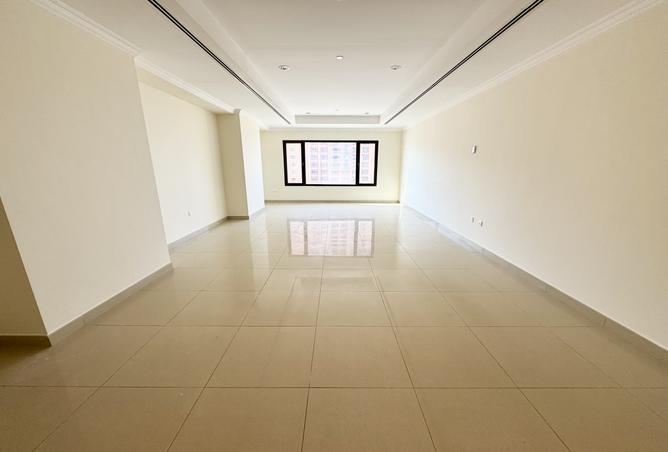 937660 - Property Image 3