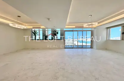 Duplex - 4 Bedrooms - 5 Bathrooms for sale in Gewan Island - The Pearl Island - Doha
