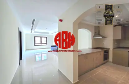 Apartment - 1 Bedroom - 2 Bathrooms for rent in Tower 24 - Porto Arabia - The Pearl Island - Doha