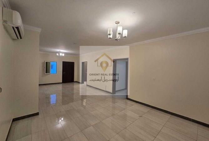 947441 - Property Image 3