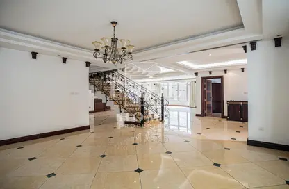 Empty Room image for: Apartment - 6 Bedrooms - 6 Bathrooms for rent in West Bay Villas - West Bay - West Bay - Doha, Image 1