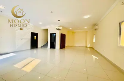 Villa - 5 Bedrooms - 5 Bathrooms for rent in Bu Hamour Street - Abu Hamour - Doha