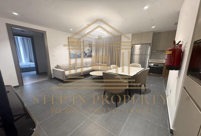 956943 - Property Image 2